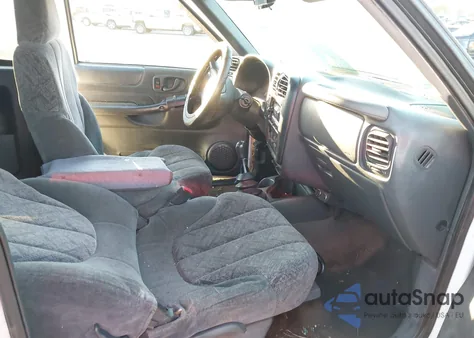 1998 GMC Sonoma Sls из США, поврежденный, VIN 1GTCS1941W8539157